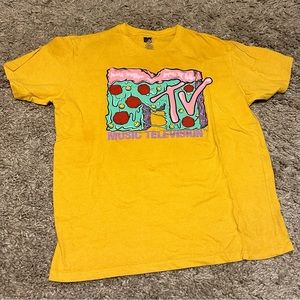 Yellow MTV tshirt